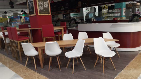 Ghế Eames 9
