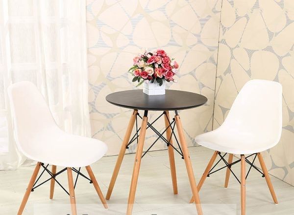 Bàn Eames 2