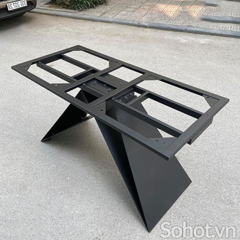 Chân bàn sắt V ngược