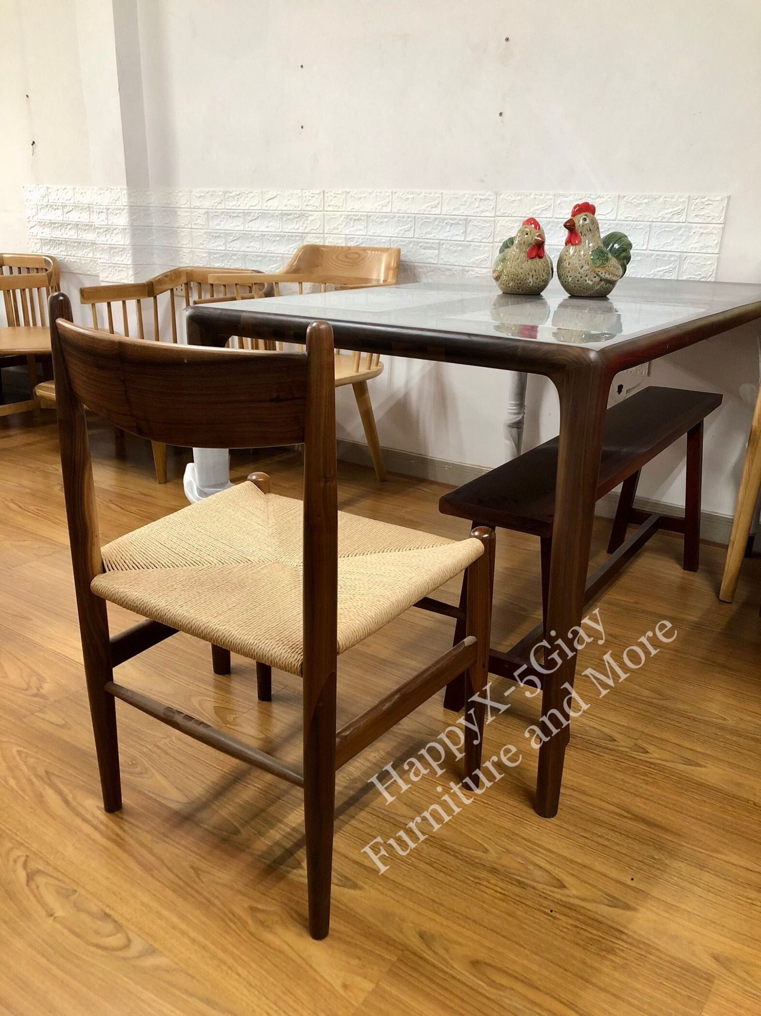 Ghế CH36 gỗ walnut