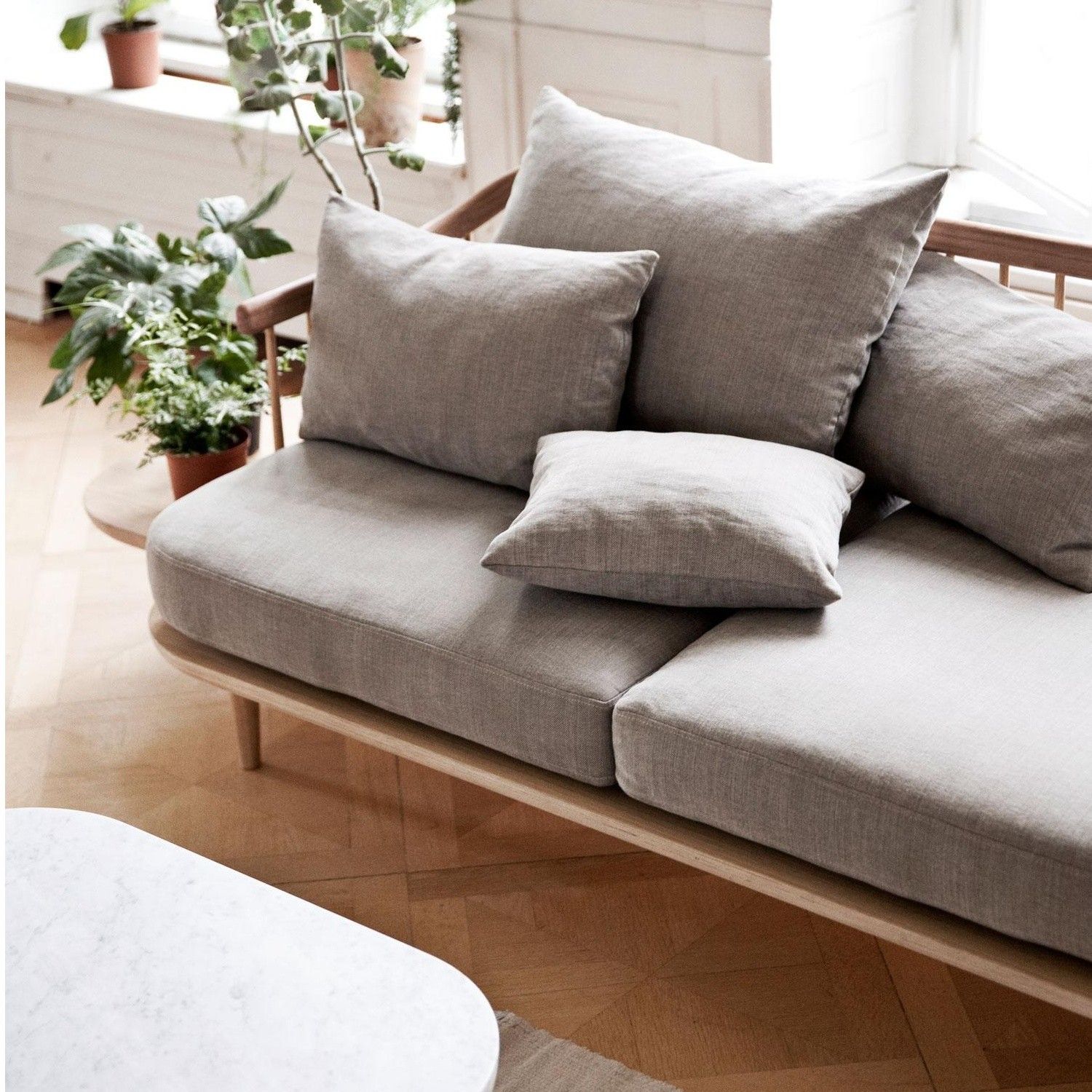 SOFA FLY WING
