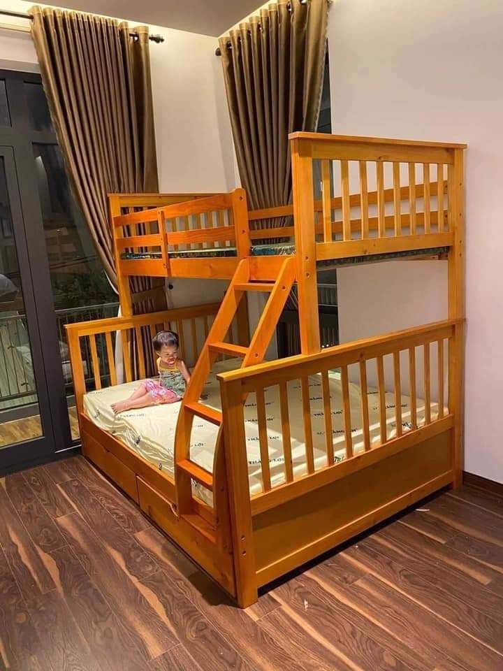 Giường 3 tầng xuất khẩu a028 gỗ tự nhiên (nâu)