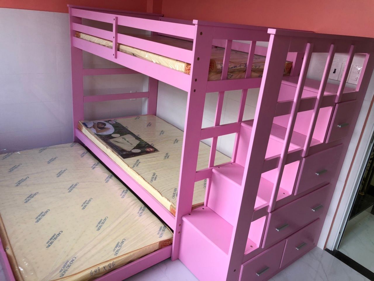 Giường 3 tầng xuất khẩu ACME gỗ tự nhiên( hồng)