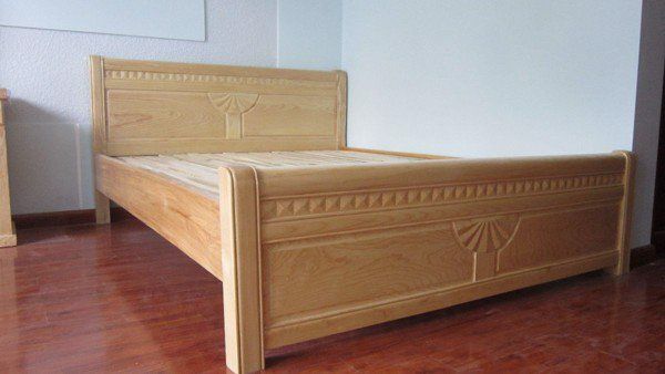 Giường gỗ Sồi Nga nhập khẩu cao cấp 1m4