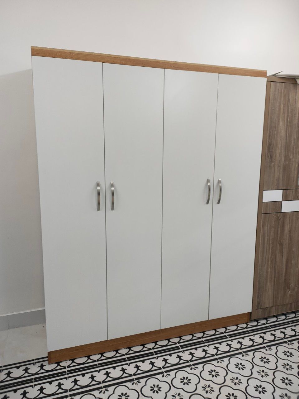 Tủ mdf melamine vip 1m6 vàng