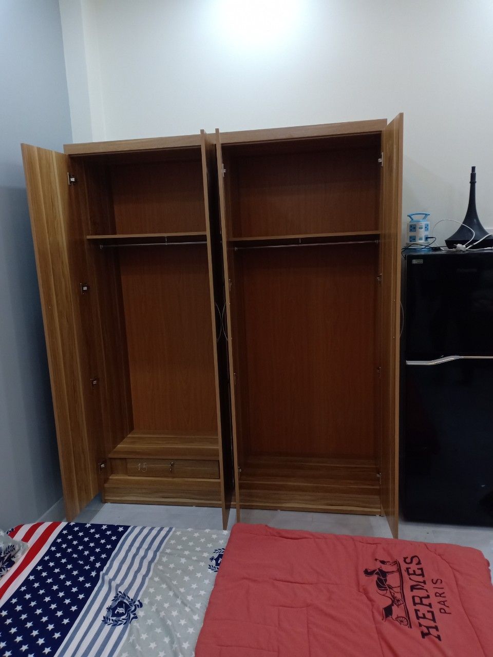 Tủ mdf melamine vip 1m6 vàng