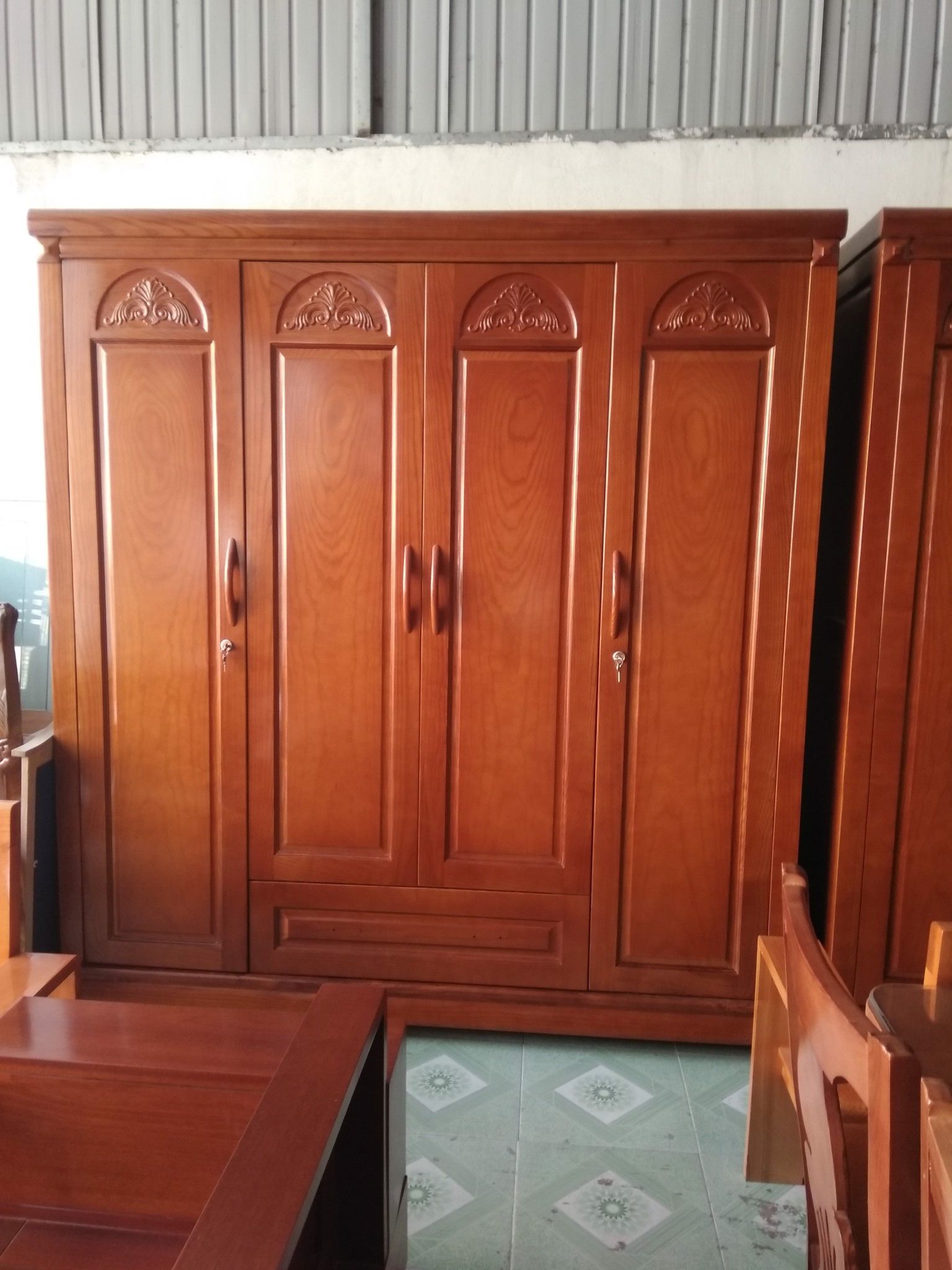 Tủ quần áo gỗ Xoan đào Việt cao cấp 2m