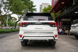 Độ Pô Akrapovic Mẫu Pô Đôi Thể Thao Cho Xe Ford Everest 2023