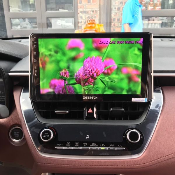 Lắp Màn Hình Android Cho Xe Toyota Corolla Cross