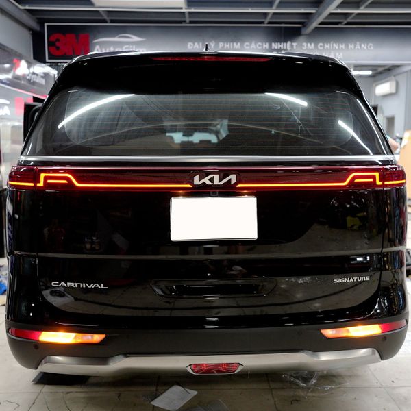 Độ Led Xi Nhan Đèn Hậu Cho Kia Carnival 2022 Siêu Nổi Bật