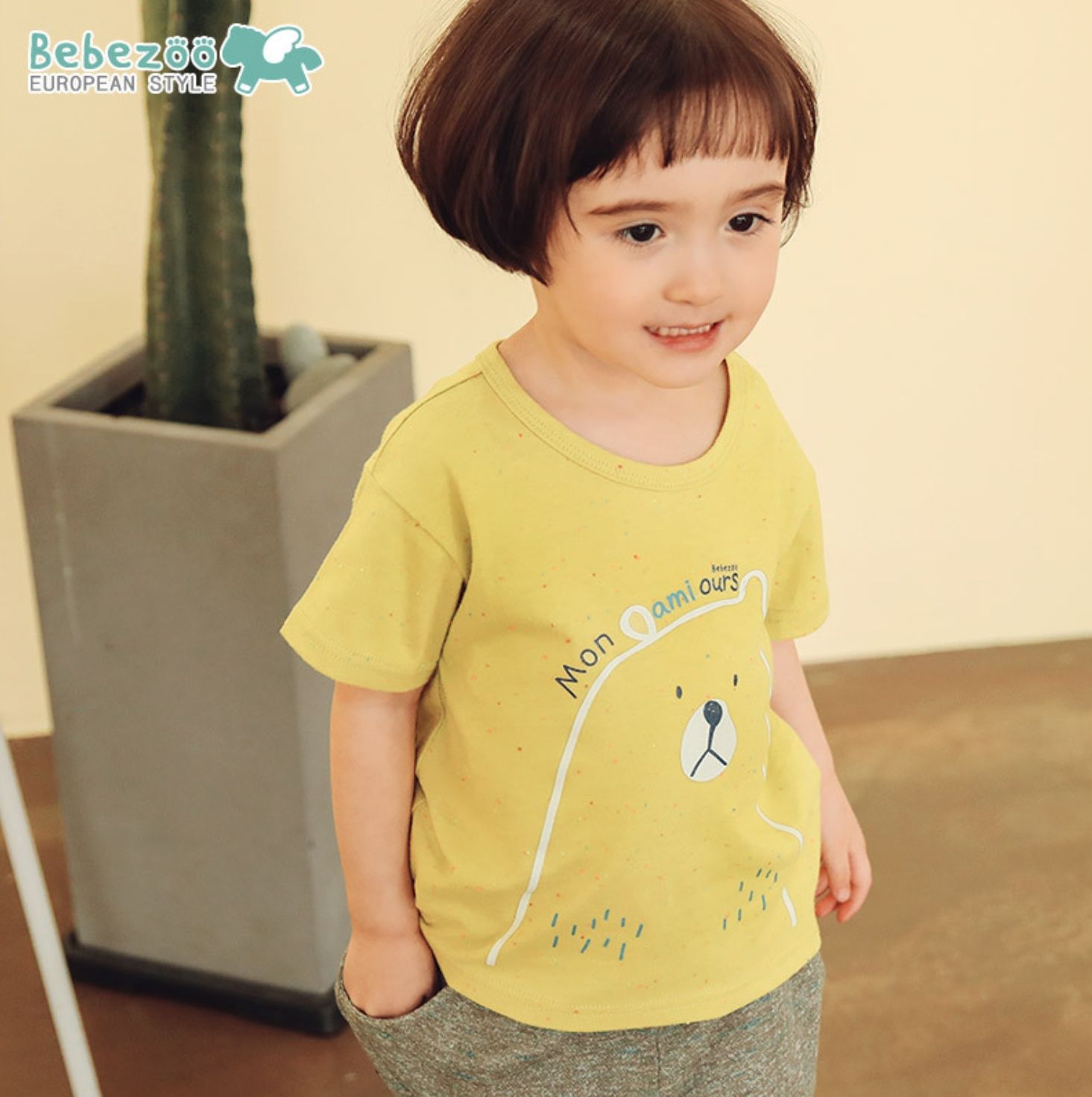 Áo bé gái/ bé trai Hàn Quốc Bebezoo cộc tay _ Gấu vàng