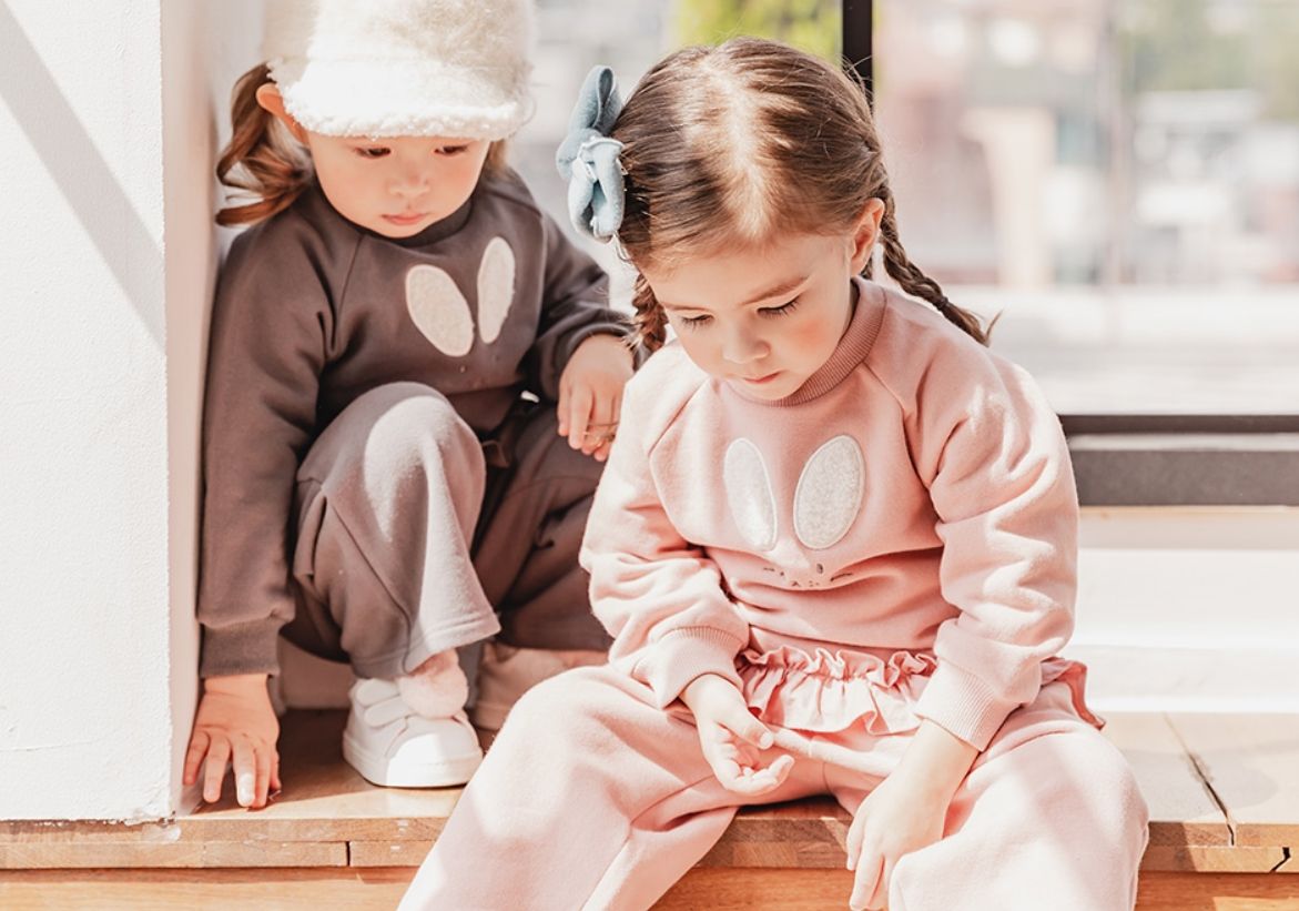 Bộ đồ bé gái Hàn Quốc Bebezoo dài tay _ Rabbit