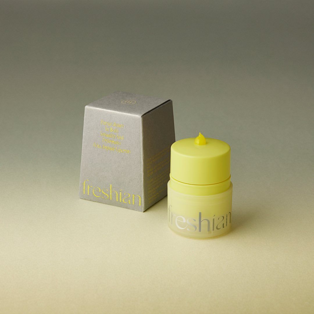 A377_DEAL 9: SON DƯỠNG FRESHIAN THUẦN CHAY MỀM MÔI VITA AMPOULE LIPCERIN VEGAN 15ML