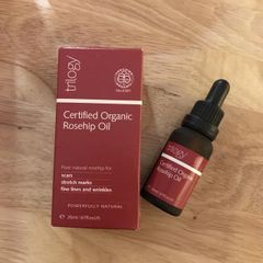 Tinh Dầu Tầm Xuân Trilogy Certified Organic Rosehip Oil dưỡng ẩm trị thâm mụn mua ở đâu ? có tốt không ?