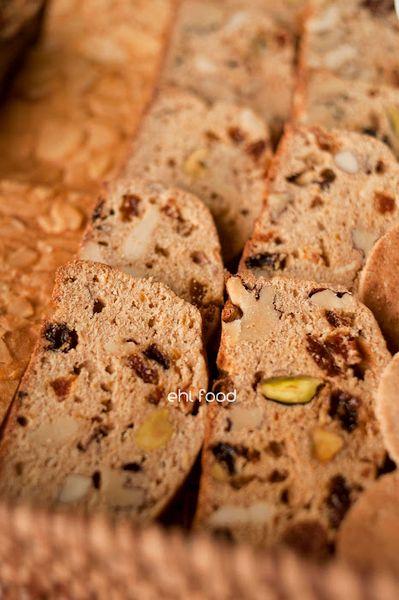 Bánh Biscotti healthy nguyên cám mix vỏ cam vàng