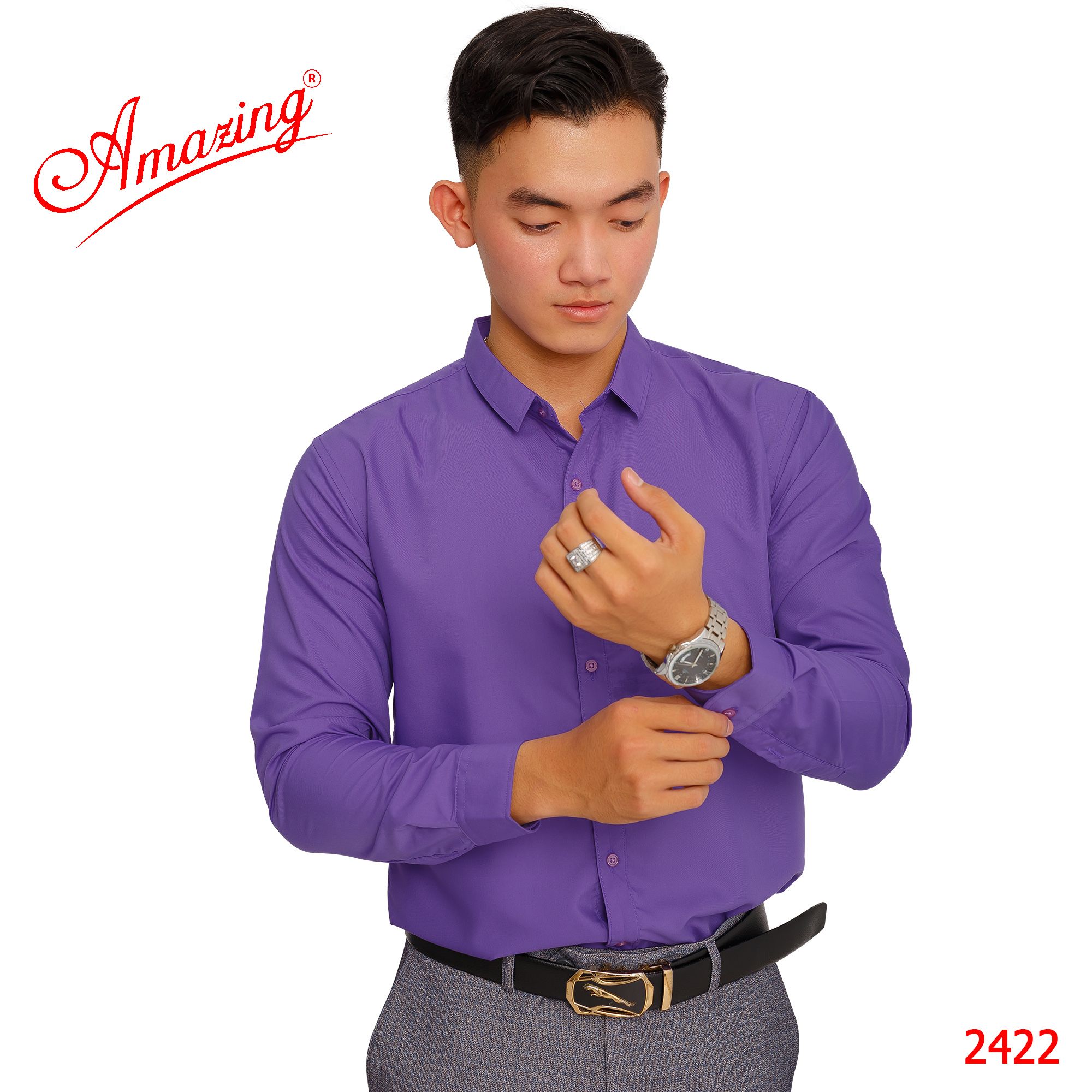 Áo somi nam Amazing màu tím huế, form body slim fit show hình thể đẹp, tay dài, không túi, vải mềm mướt