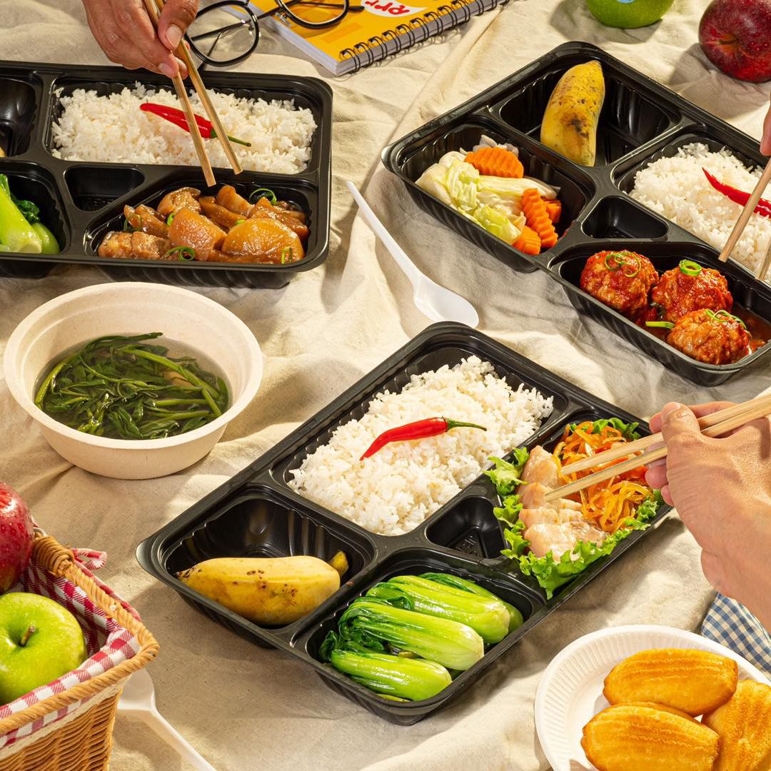 HỘP CƠM 5 NGĂN, khay cơm đế đen 5 ngăn/ Hộp cơm văn phòng, sử dụng được Lò vi sóng