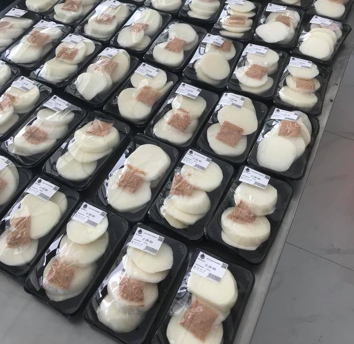 Khay Nhựa Đế Đen, Trong M6 / Đựng Trái Cây, Bánh, Thực Phẩm Tươi Sống