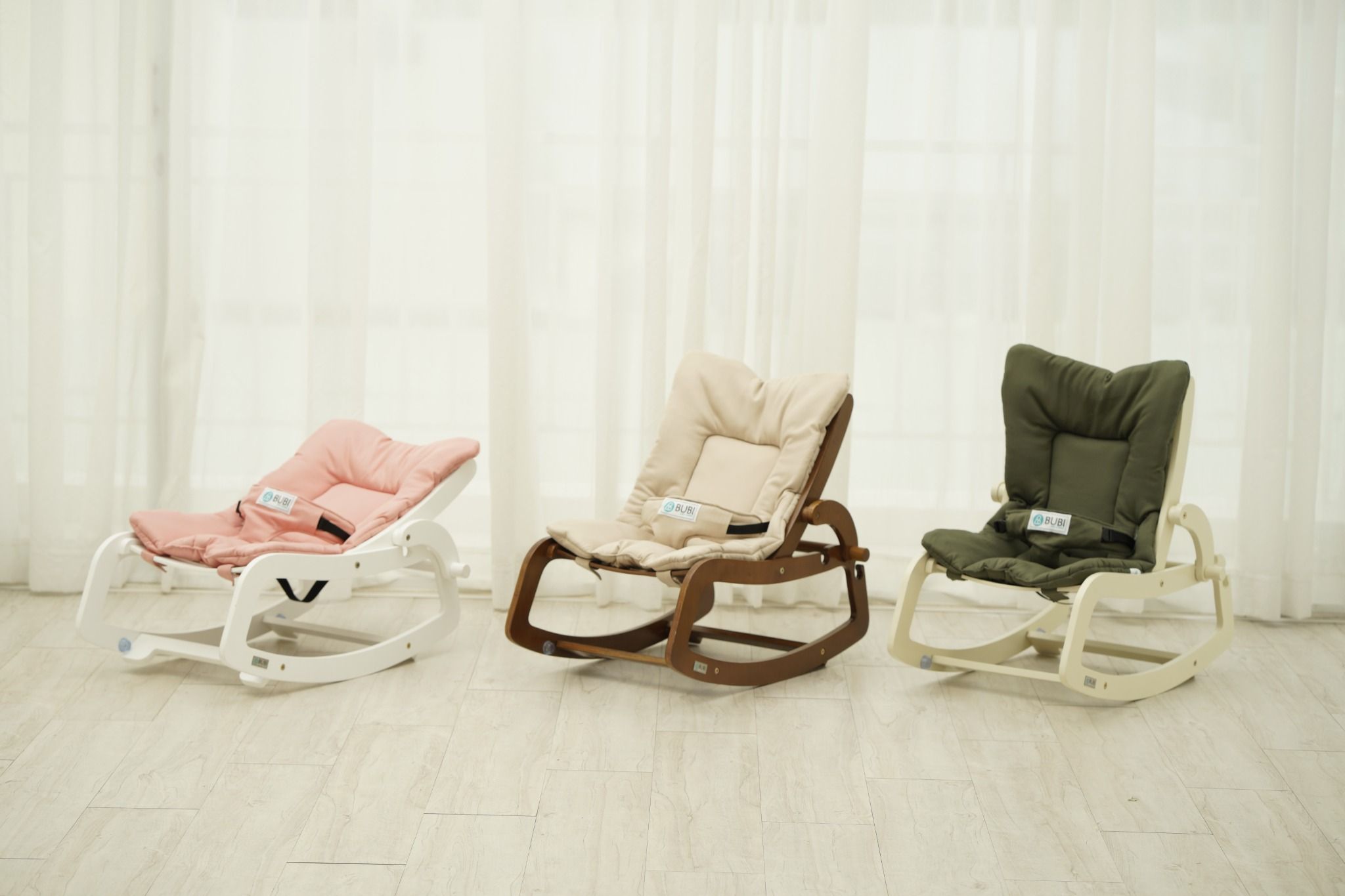 BUBI Bouncer - White Frame w Pink Top