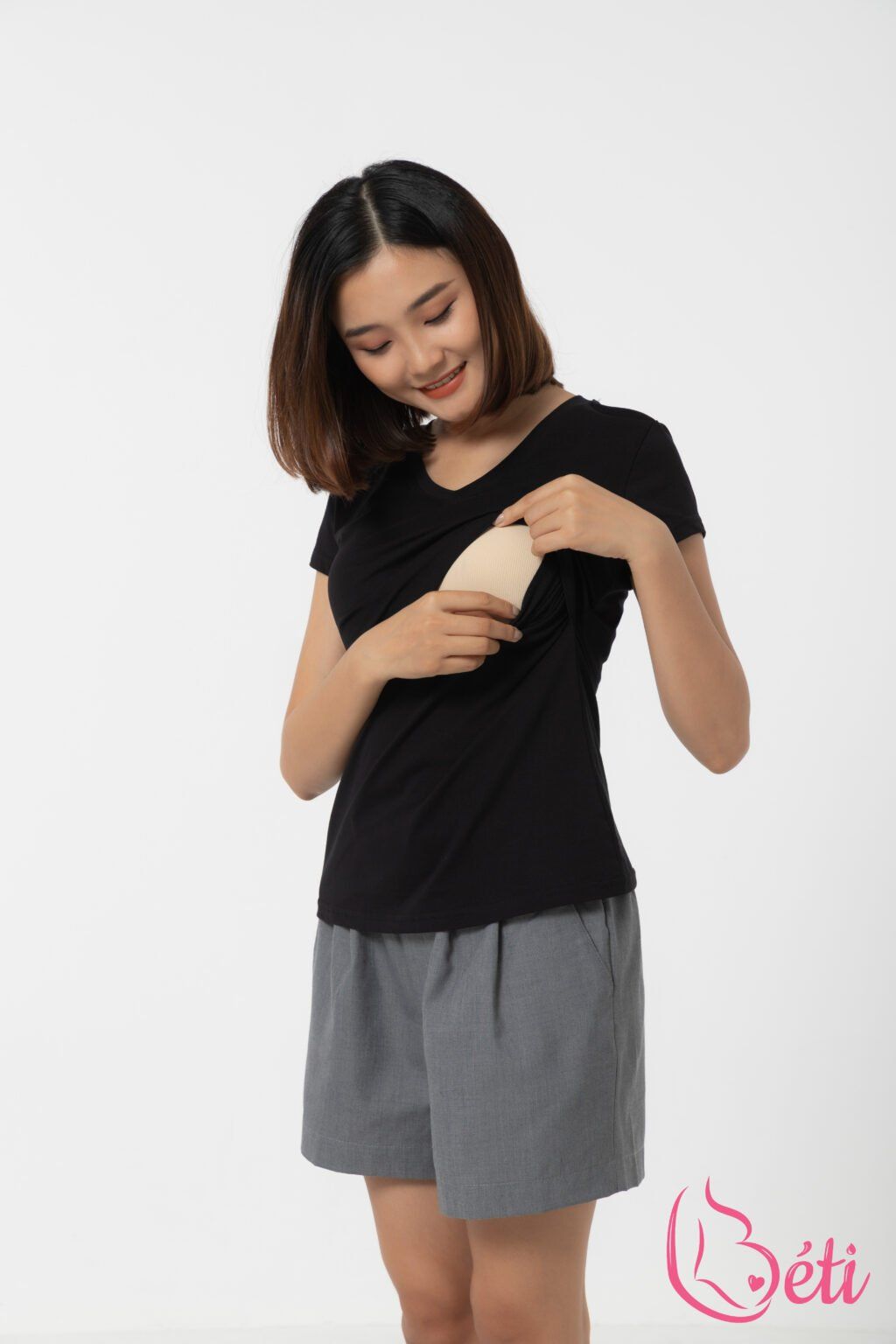 Áo Ngắn Tay Cổ Tim – ANT03D