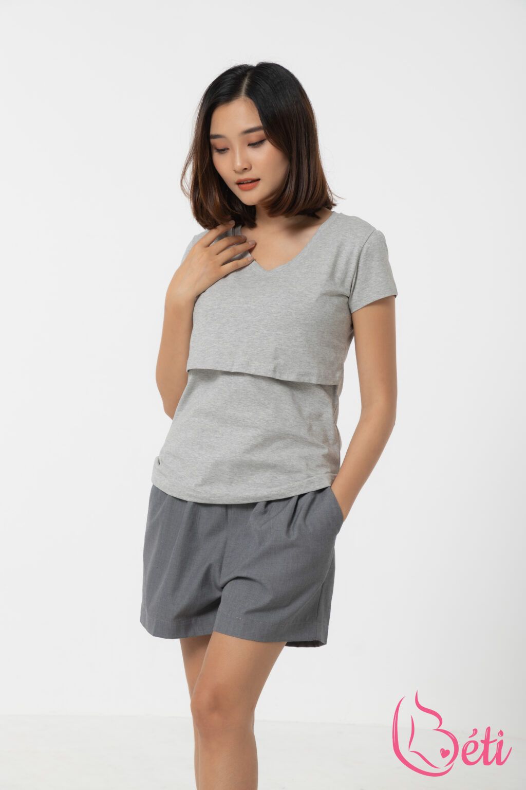 Áo Ngắn Tay Cổ Tim – ANT03X
