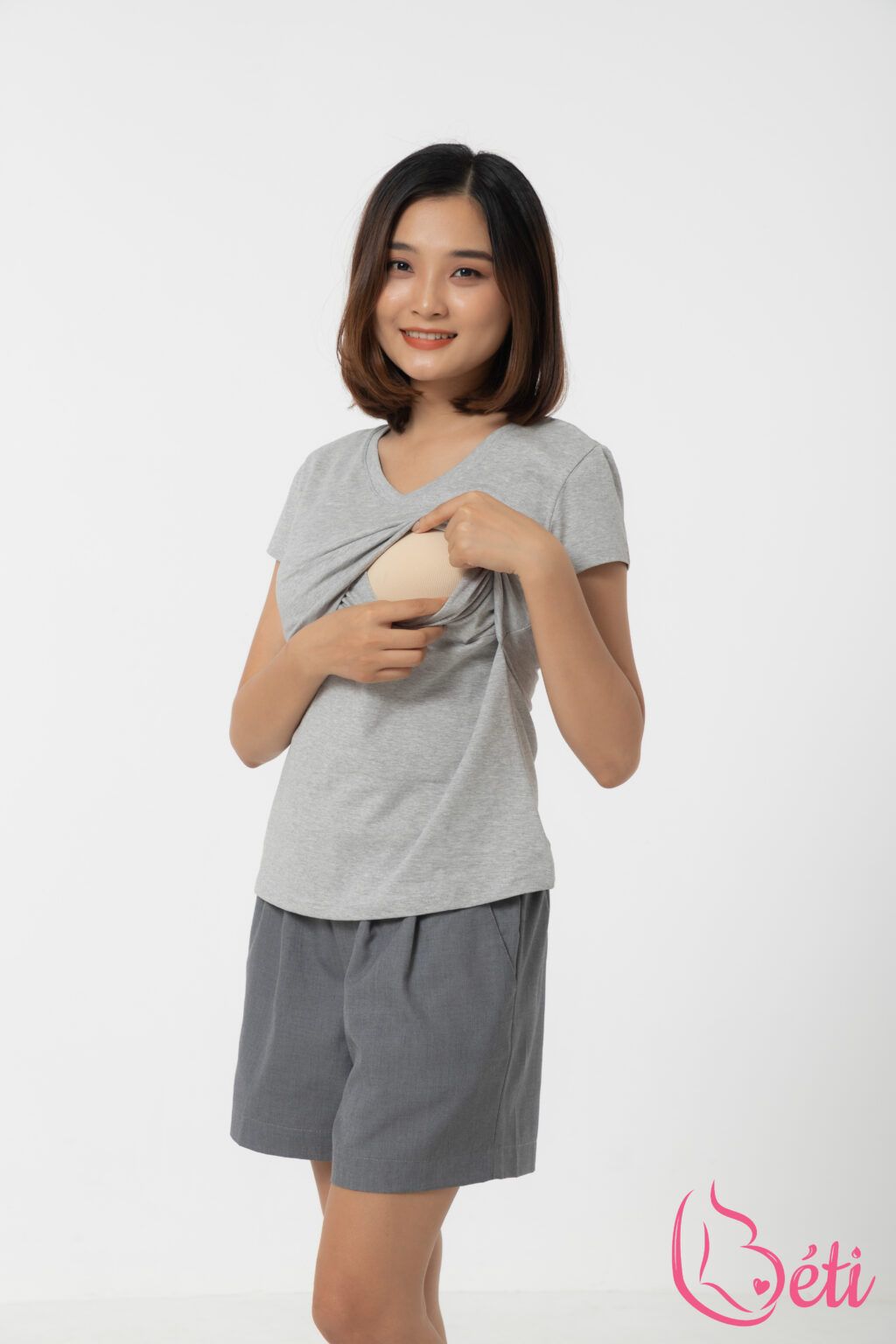 Áo Ngắn Tay Cổ Tim – ANT03X