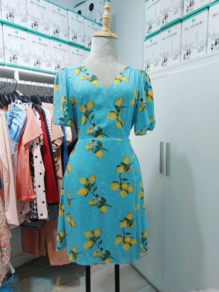 Đầm thiết kế bé ti - Trái chanh - cổ V hàng VNXK