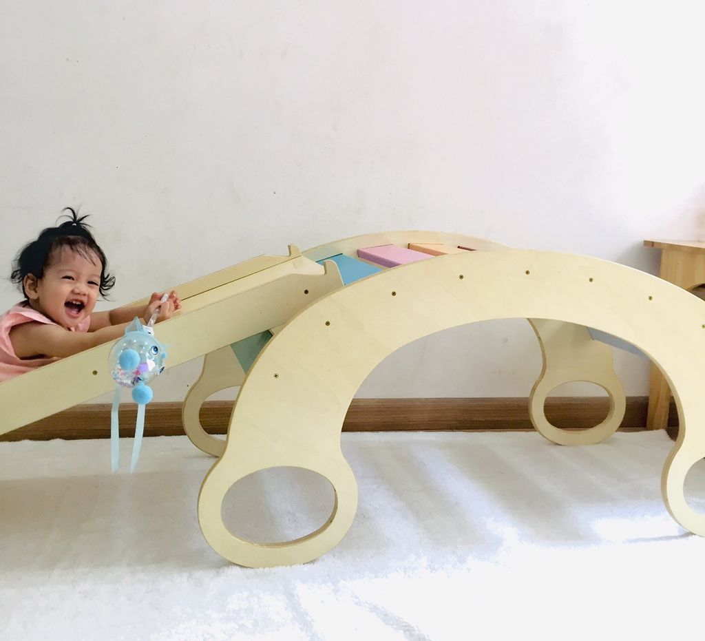 Bập bênh Cầu vồng Gỗ