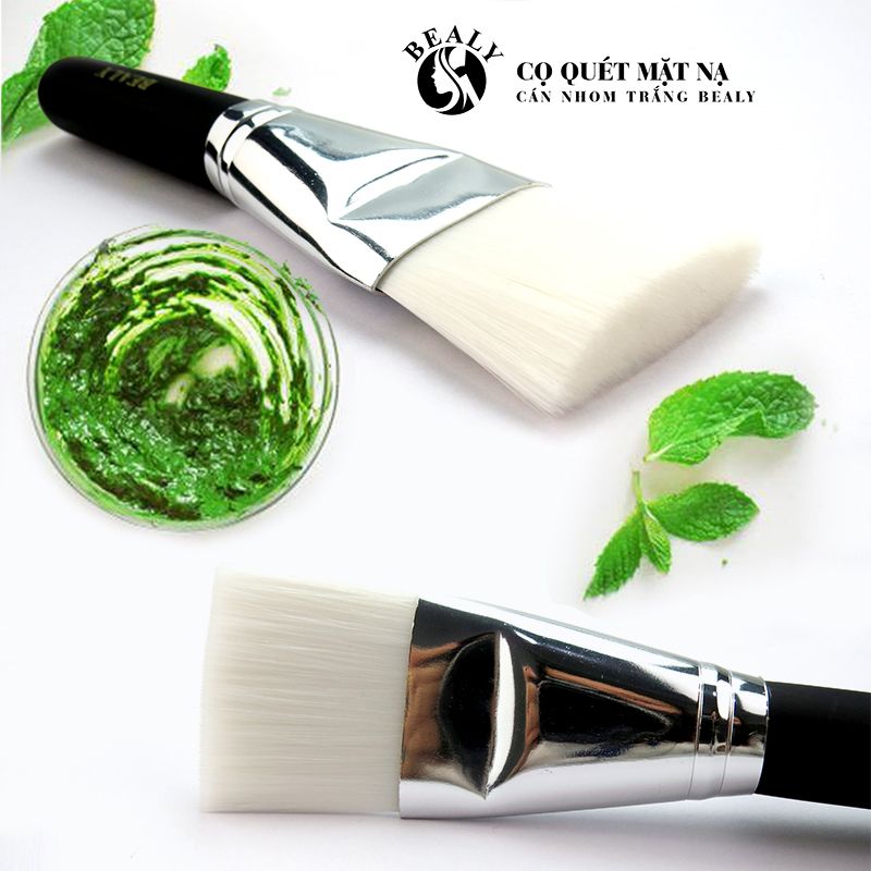 CỌ QUÉT MẶT MẶT NẠ BEALY CÁN ĐEN BẢN VỪA LÔNG TRẮNG