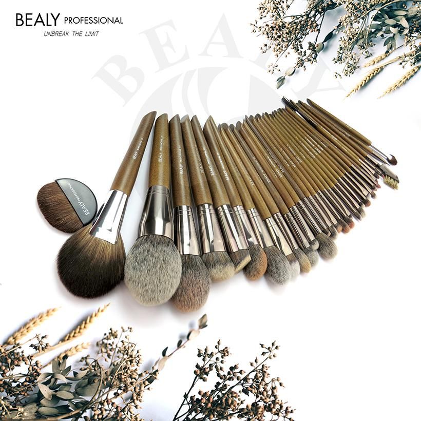 BỘ CỌ TRANG ĐIỂM XẾP LỚP BEALY 33C (cọ)