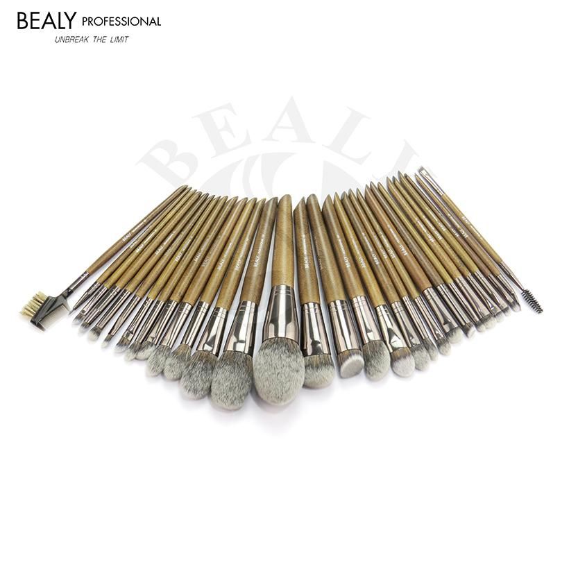 BỘ CỌ TRANG ĐIỂM XẾP LỚP BEALY 30C (cọ)