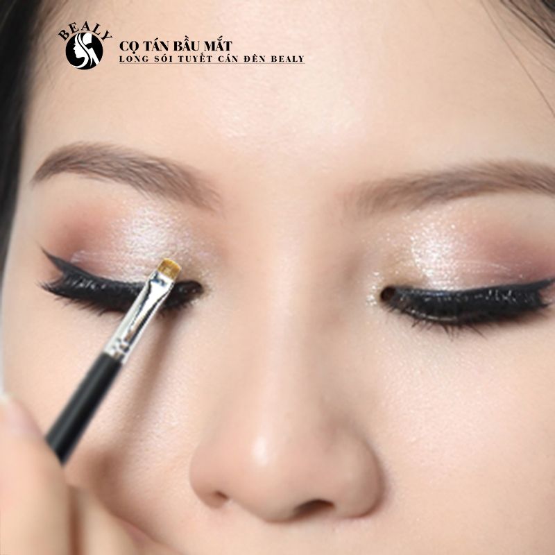 CỌ TÁN BẦU MẮT LÔNG SÓI TUYẾT CÁN ĐEN