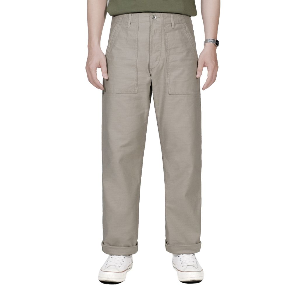 Military Desert / Straight Pants