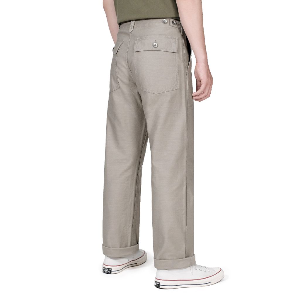 Military Desert / Straight Pants