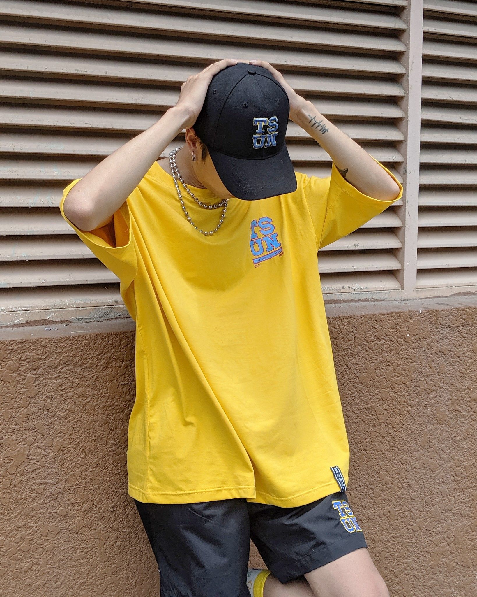 SIGNATURE LOGO TEE / YELLOW