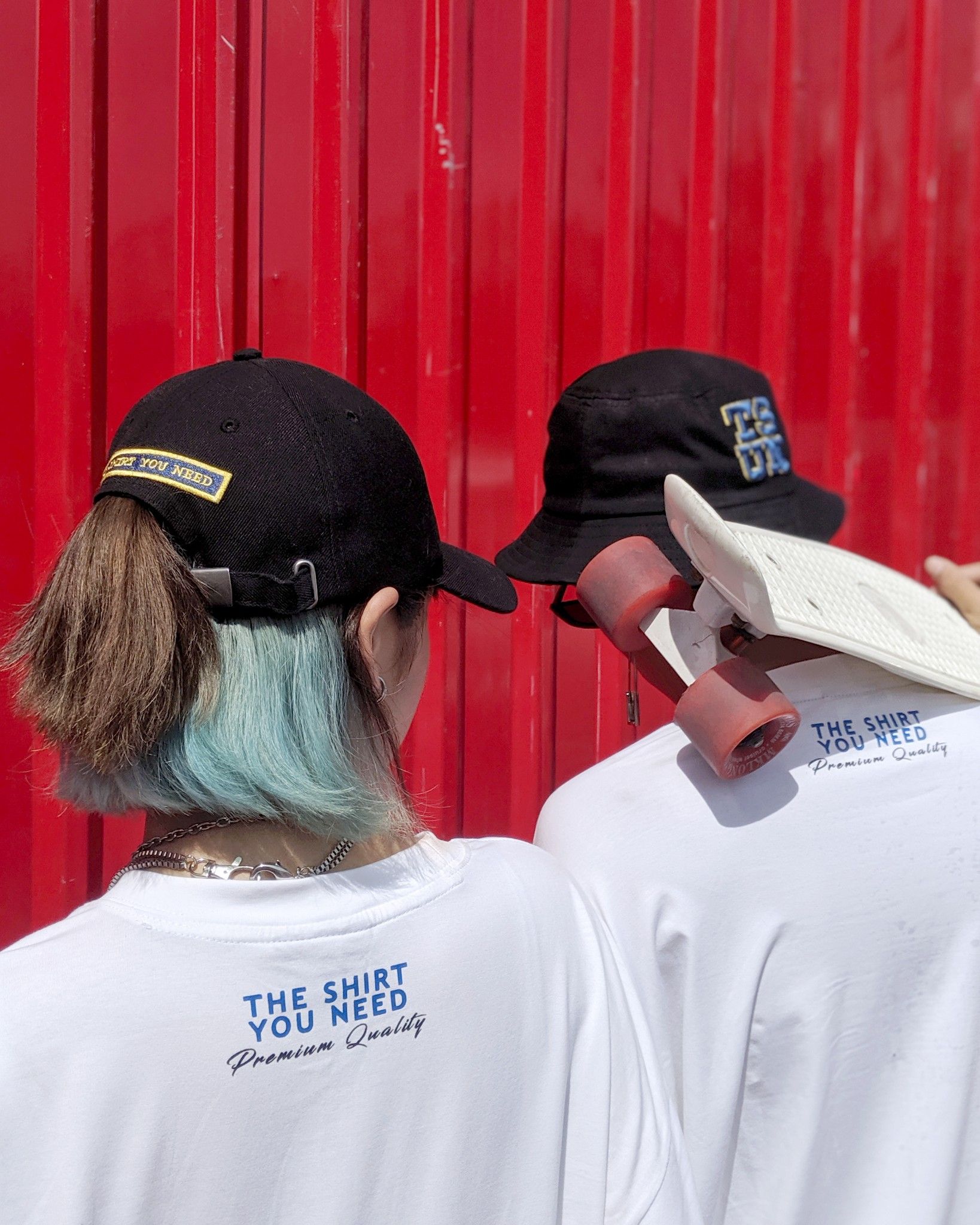 SIGNATURE LOGO/TEE-WHITE