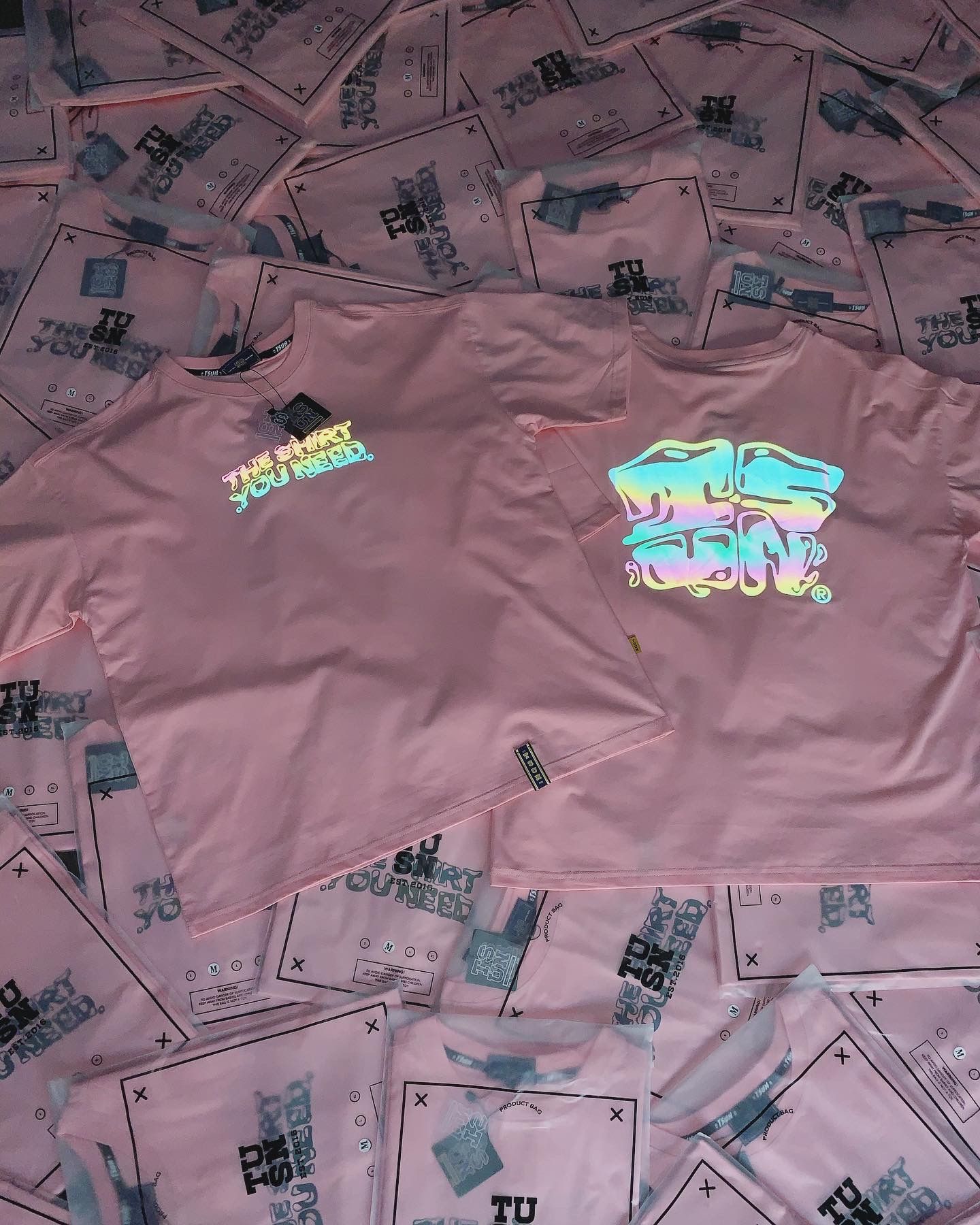 Reflective Tee/Pink