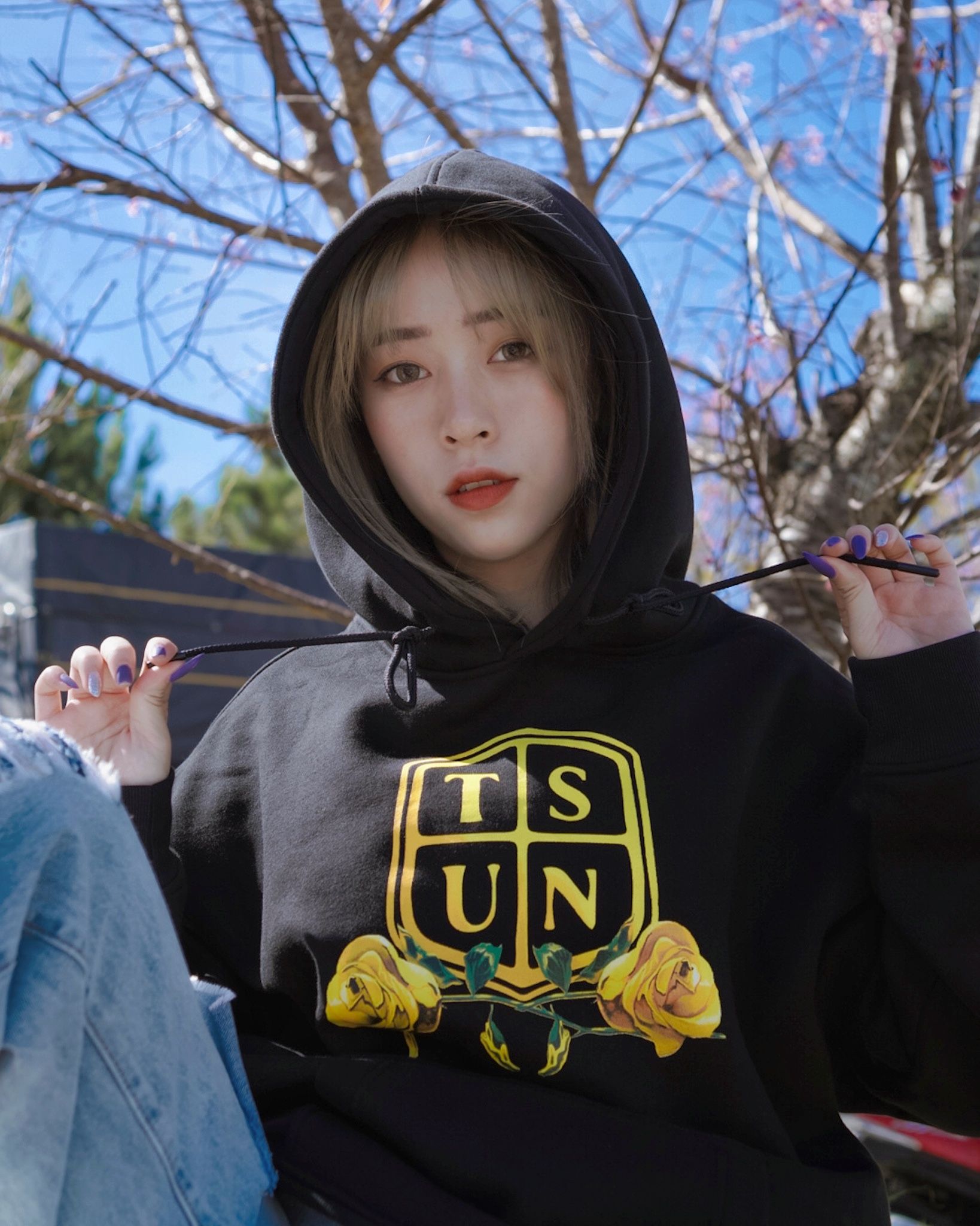 Golden Rose Hoodie/Black
