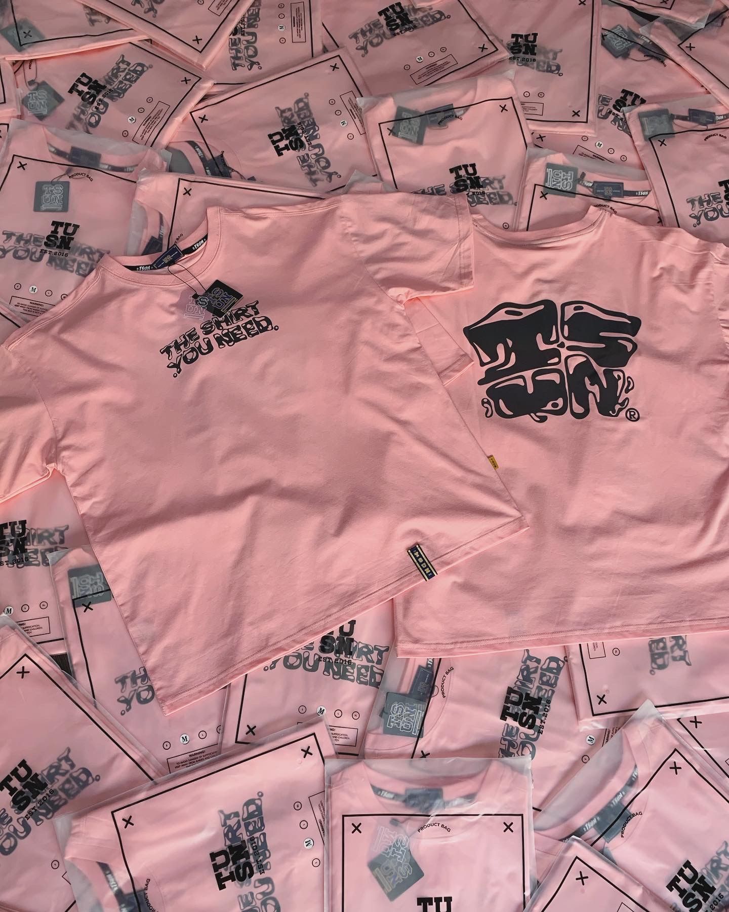 Reflective Tee/Pink