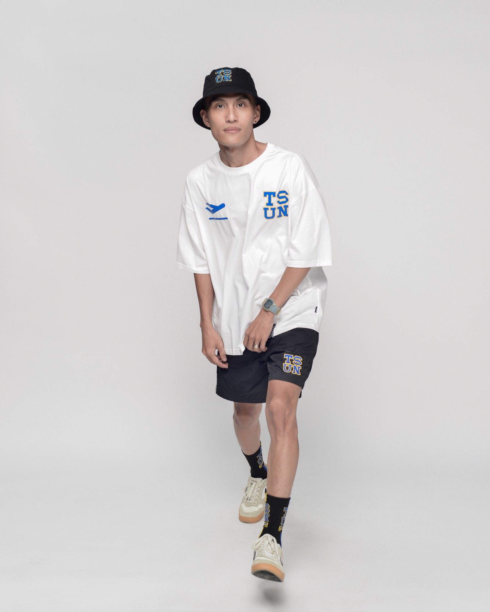 Busy Life/White