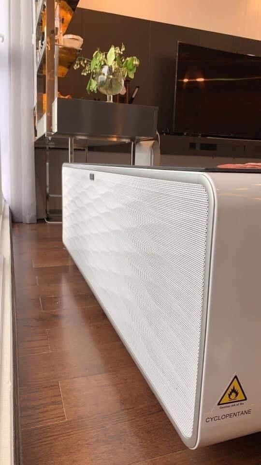 Bàn tích hợp bộ nhạc và tủ lạnh CASO Sound & Cool Kuhlschrank
