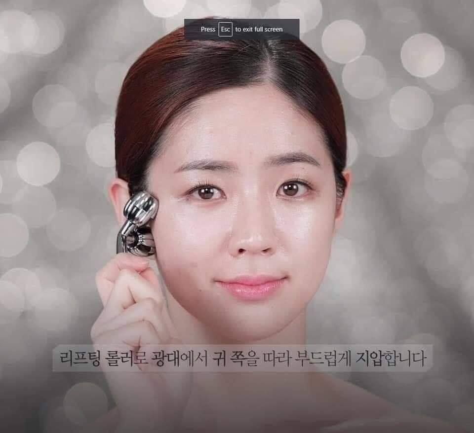 Thanh lăn massage nâng cơ mặt Wellderma Face Lifting Dark Silver Roller
