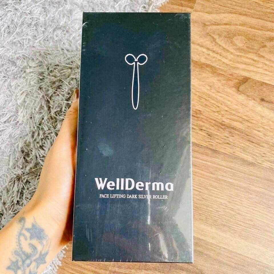 Thanh lăn massage nâng cơ mặt Wellderma Face Lifting Dark Silver Roller