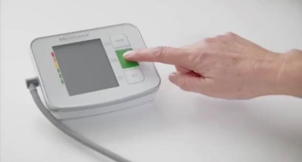 Máy đo huyết áp tự động Medisana BU512