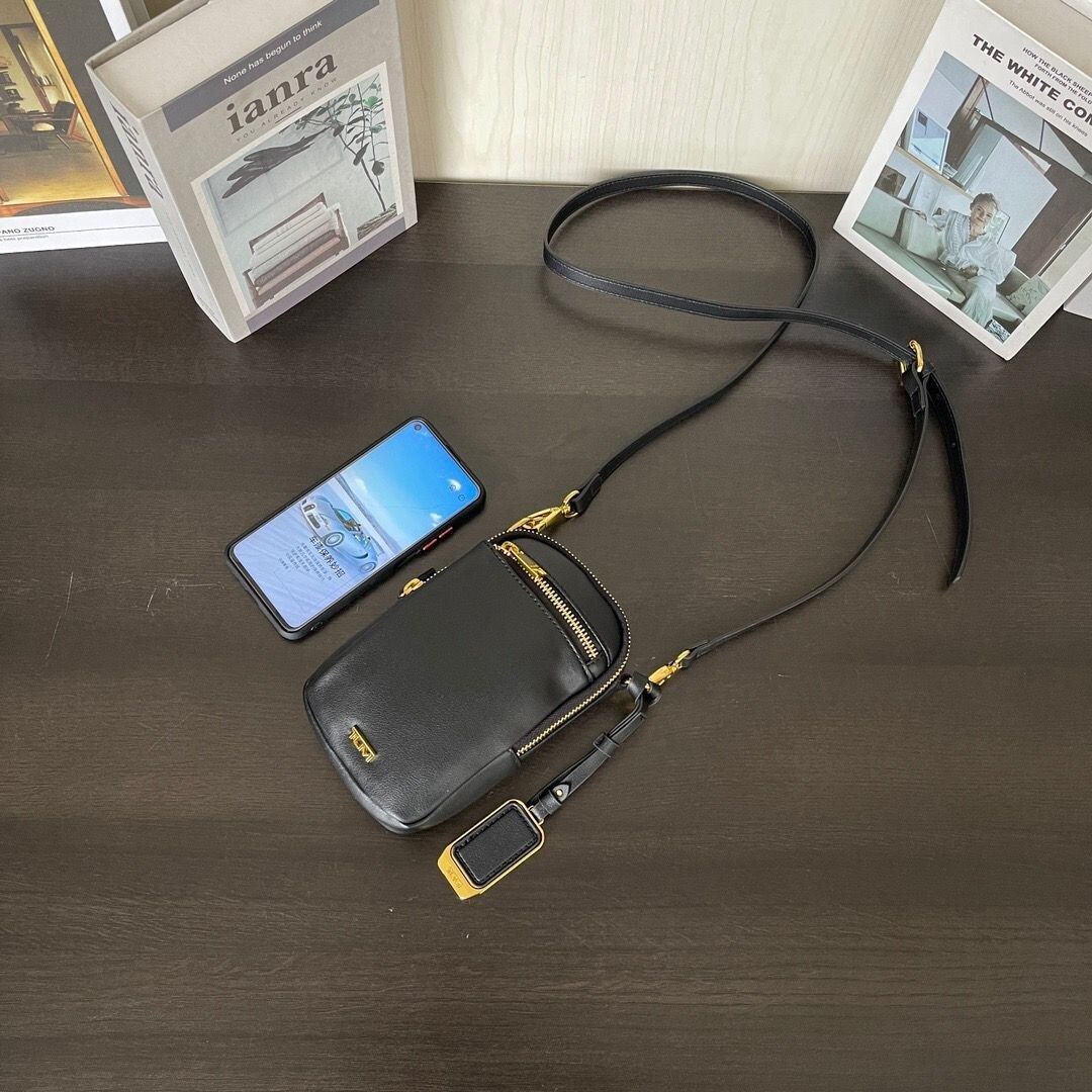 Túi Đeo Chéo Tumi 196471 Voyageur Tkaty Crossbody