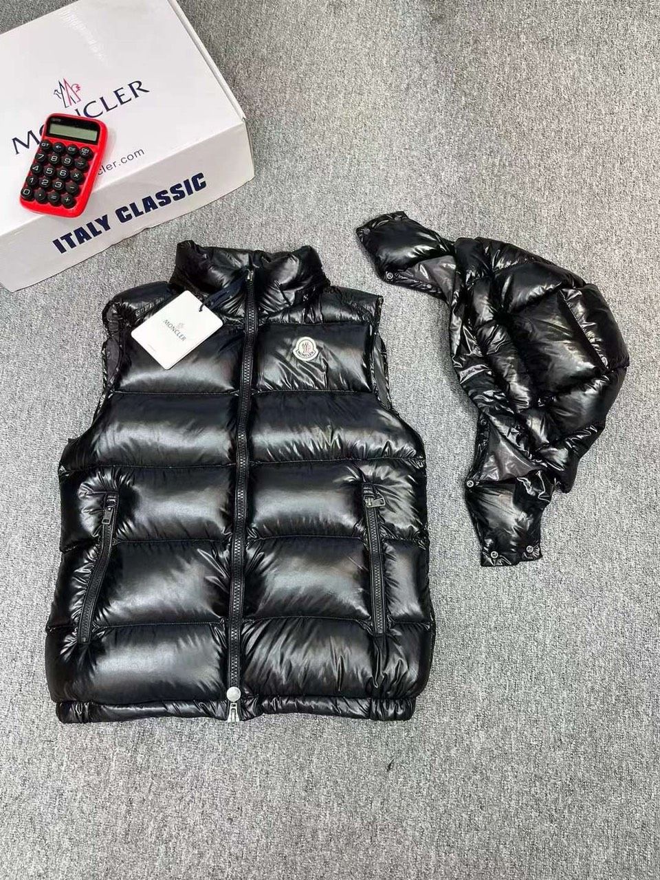  Áo Khoác Gilet Nam MONCLER BORMES DOWN VEST 