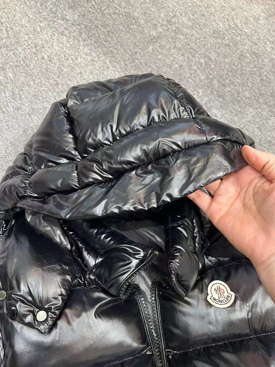  Áo Khoác Gilet Nam MONCLER BORMES DOWN VEST 