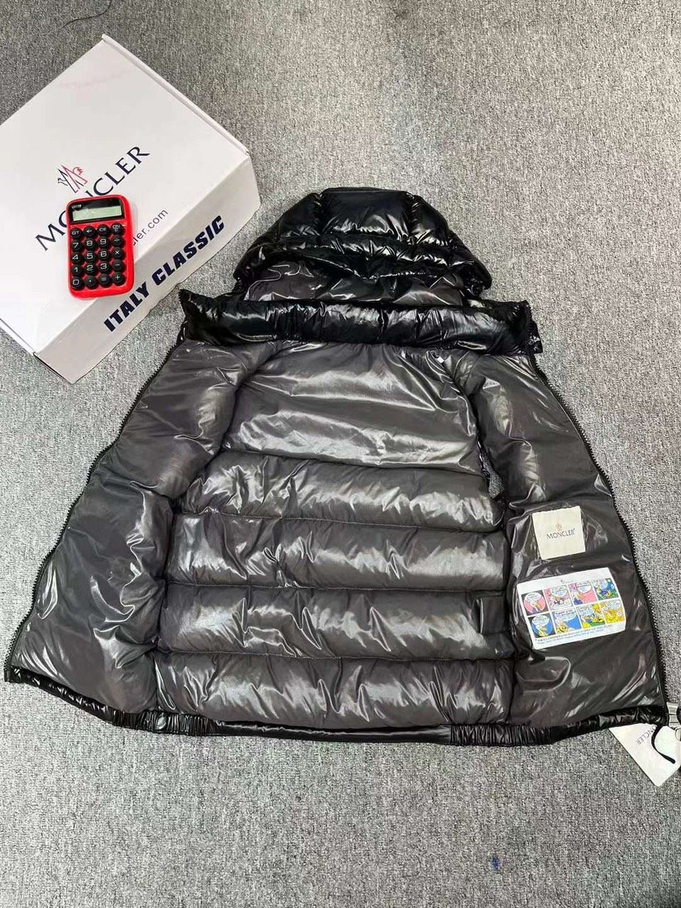  Áo Khoác Gilet Nam MONCLER BORMES DOWN VEST 