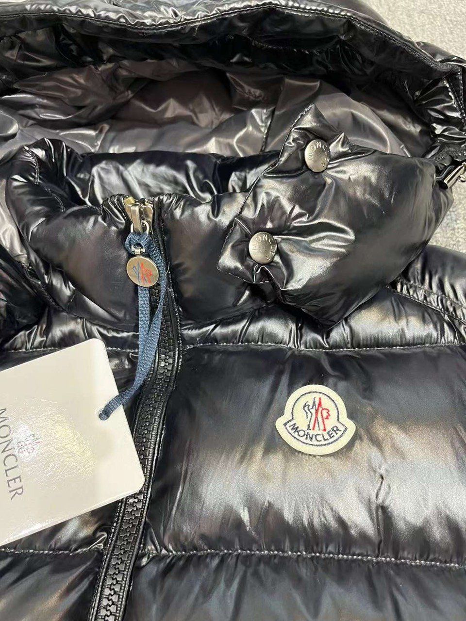  Áo Khoác Gilet Nam MONCLER BORMES DOWN VEST 