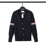  Áo khoác Cardigan nam nữ dệt kim Thom Browne 8835 chất vải len da thiết kế tay áo kẻ vạch cổ áo tim cực sang trọng 